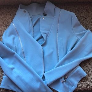 Light blue blazer stretchy! Super cute!